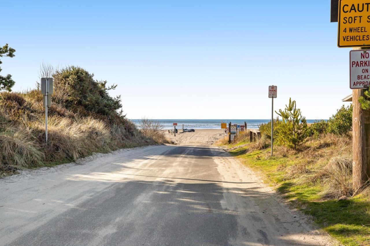 Surfside | Suite On The Sea Gearhart Exteriör bild